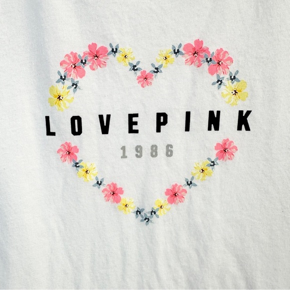 White LOVE PINK Graphic T-Shirt Size S - Picture 2 of 5